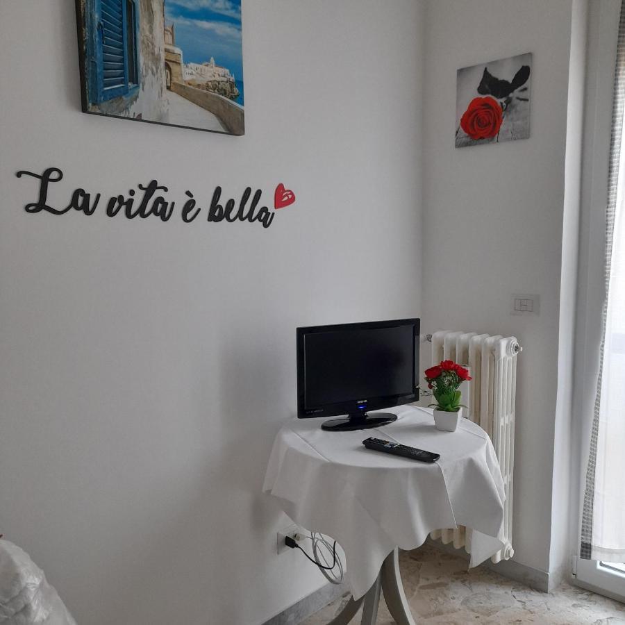 Sweet Night In Bari Apartment Екстериор снимка