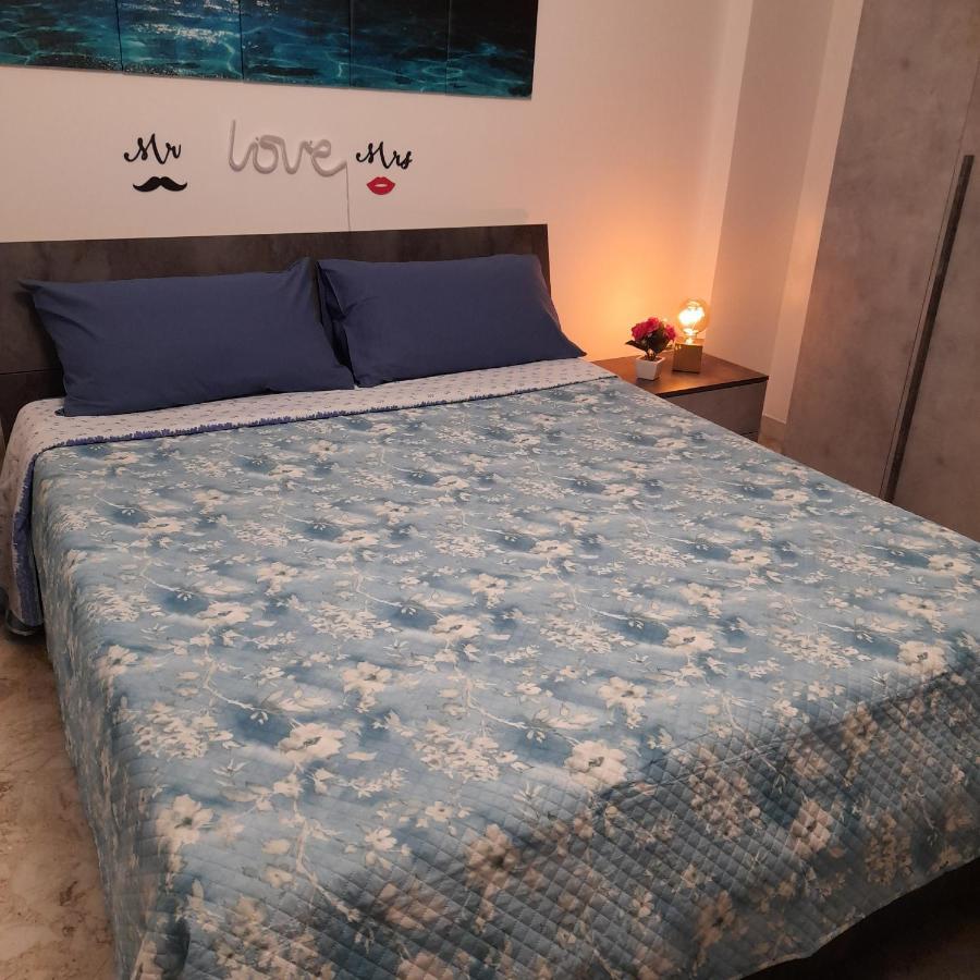 Sweet Night In Bari Apartment Екстериор снимка